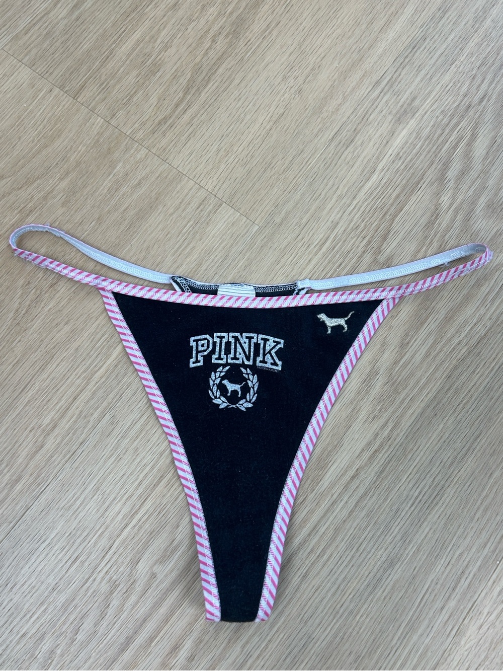 2006 Y2K Vintage PINK Victoria’s Secret Thong Panty M